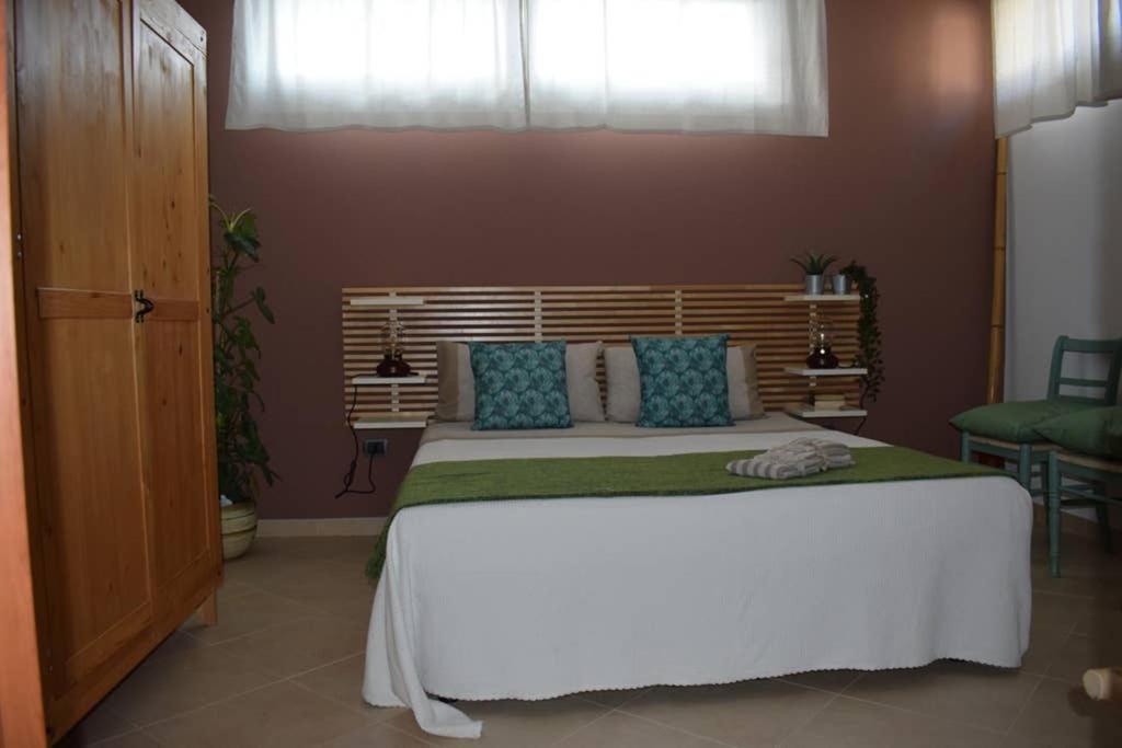 Journey House Apartment Manduria Bagian luar foto