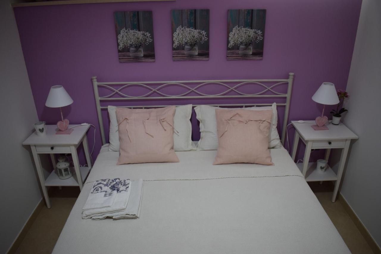 Journey House Apartment Manduria Bagian luar foto